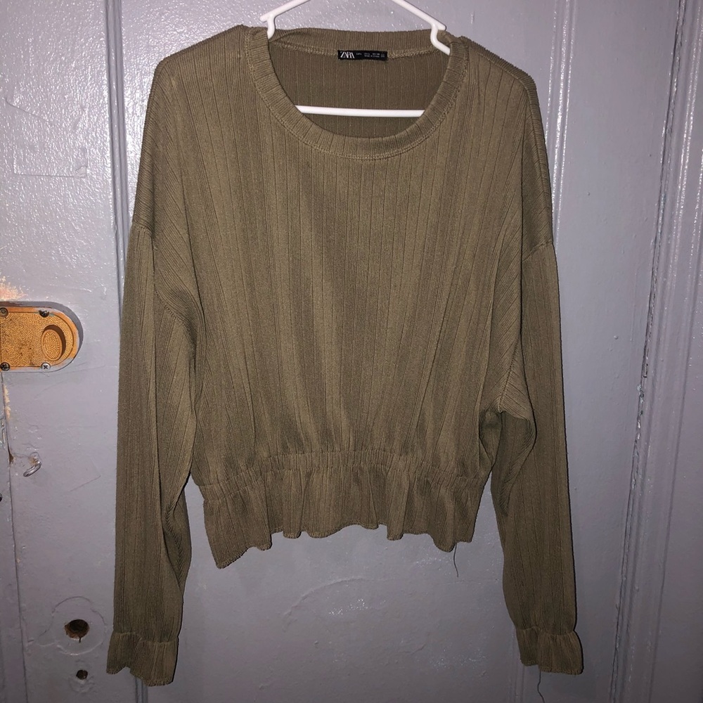 Zara green scrunched long sleeve